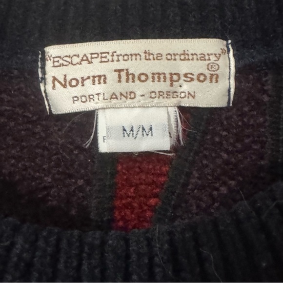 Vintage Norm Thompson Abstract Knitted Crewneck Coogi Style Sweater Size M - Picture 7 of 8